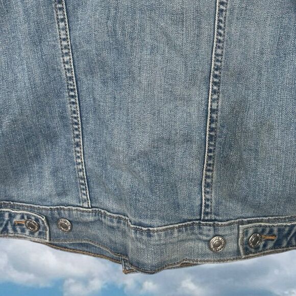 Levis Jacket Womens Medium Blue Denim Trucker Medium Wash Stretch Jean Pockets - Picture 10 of 11